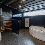 Holiday home West Ellivuori - High Quality 6br With Jacuzzi *