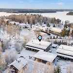 Semesterbostad West Ellivuori - High Quality 6br With Jacuzzi Sastamala