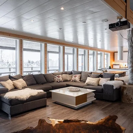 Holiday home West Ellivuori - High Quality 6br With Jacuzzi