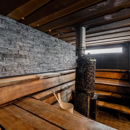 West Ellivuori - High Quality 6br With Jacuzzi