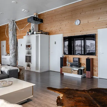 West Ellivuori - High Quality 6br With Jacuzzi * Sastamala