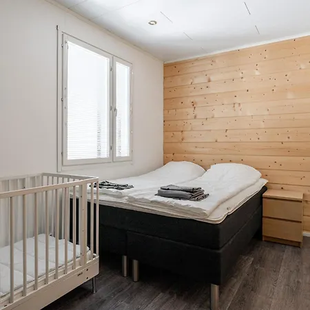 West Ellivuori - High Quality 6br With Jacuzzi Loma-asunnot Sastamala