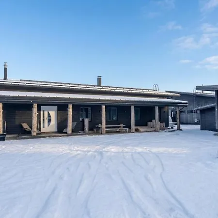 Loma-asunnot West Ellivuori - High Quality 6br With Jacuzzi
